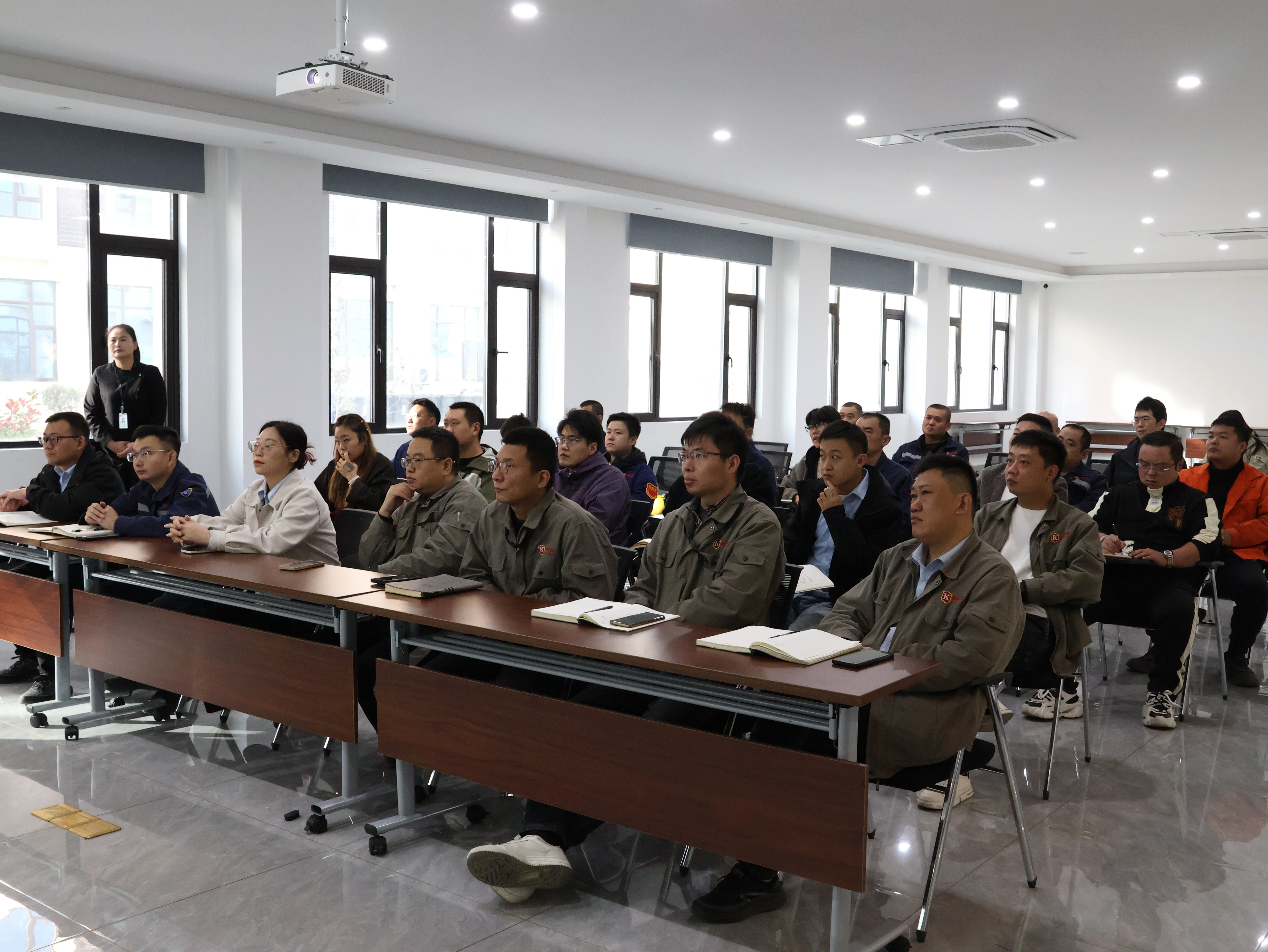 1762130629308193.jpg IMG_5064.JPG